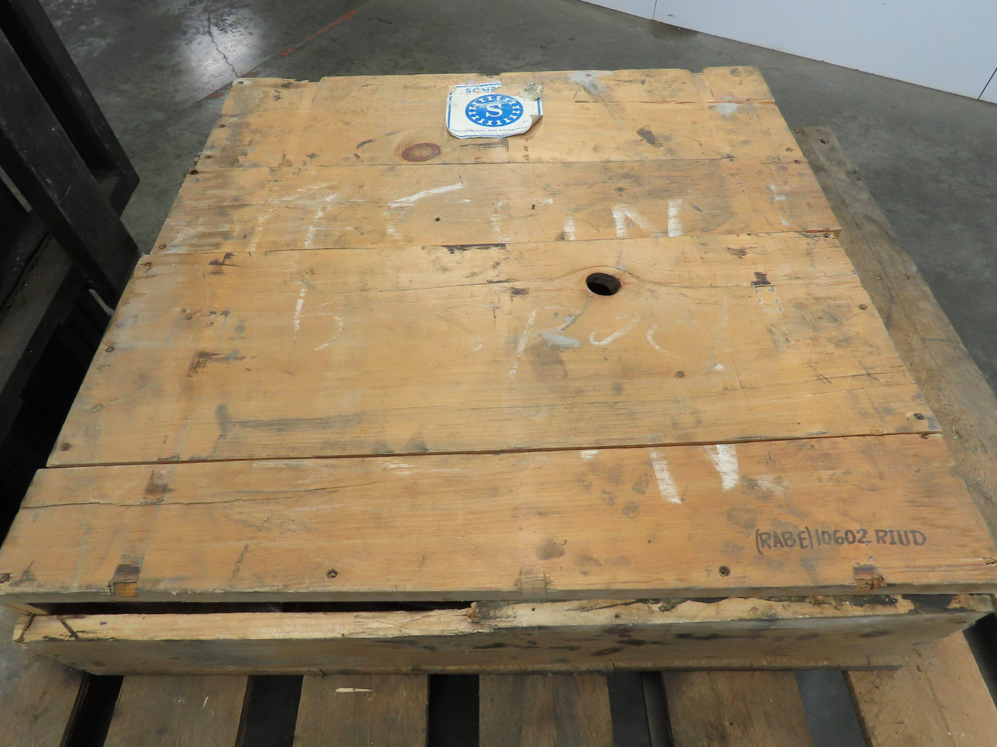 American AD-42302D 90401B Cylindrical Roller Bearing 30" OD 25.25" ID 2.5" W