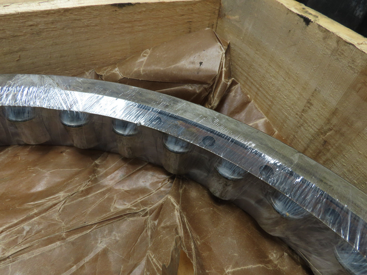 American AD-42302D 90401B Cylindrical Roller Bearing 30" OD 25.25" ID 2.5" W
