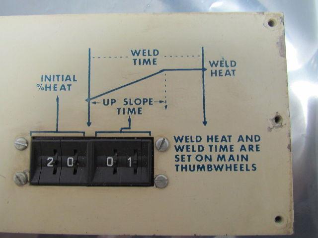 Robotron 560-1-211-02 560121102 12 VDC Controller