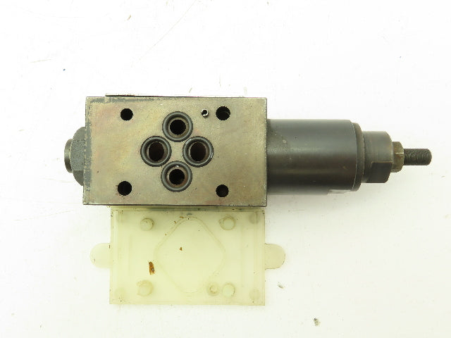 Vickers DGMX1-3-PP-BW-B-40 SystemStak Hydraulic Pressure Reducing Relief Valve