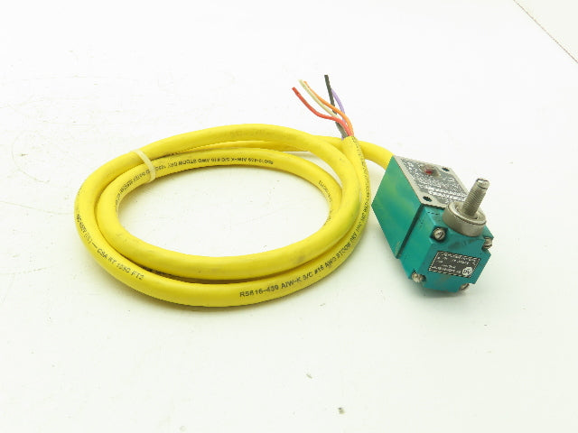 Allen Bradley 802MC-AZY5LF Limit Switch Lever Type 5' Pre Wired 24V DC 2 Circuit