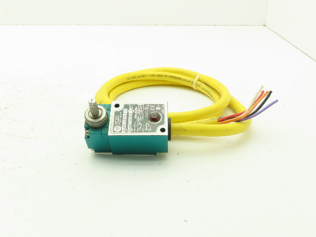 Allen Bradley 802MC-AZY5LF Limit Switch Lever Type 5' Pre Wired 24V DC 2 Circuit