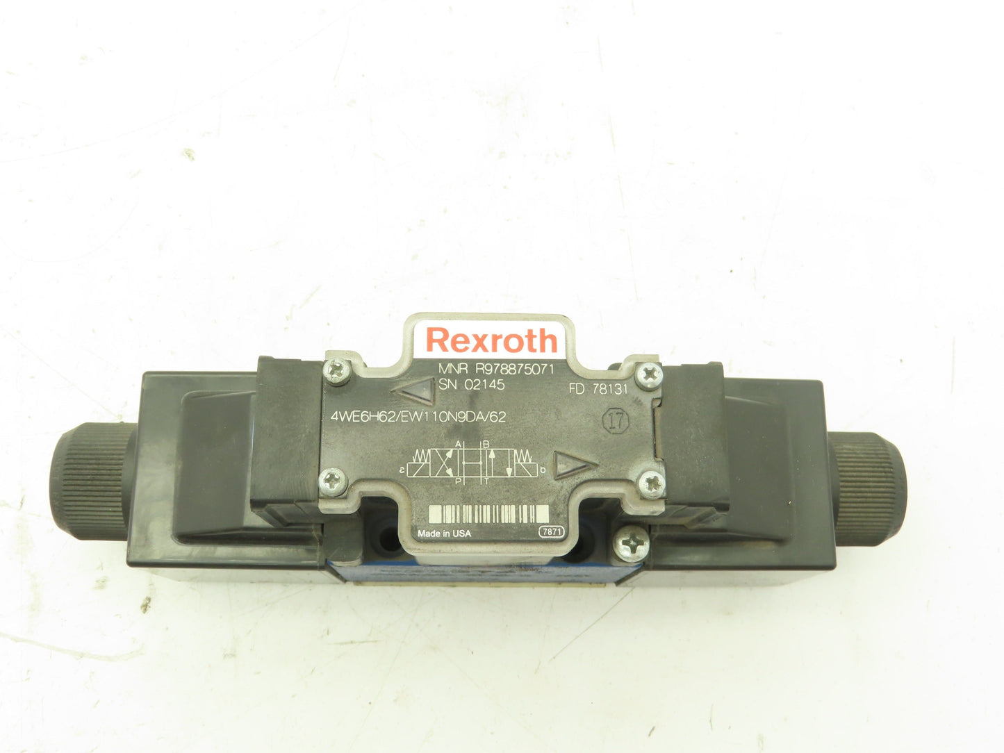 Rexroth 4WE6H62/EW110N9DA/62 Hydraulic Directional Solenoid Spool Valve 4/3 120V