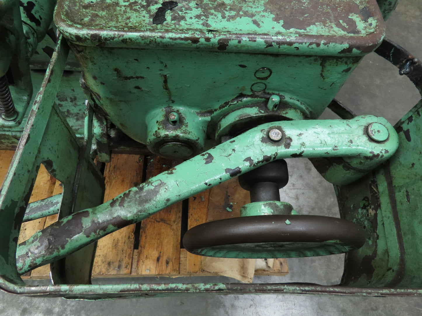 Gould Eberhardt 16" Metal Shaper High Duty Universal Shaper Vise Atlas Gemco