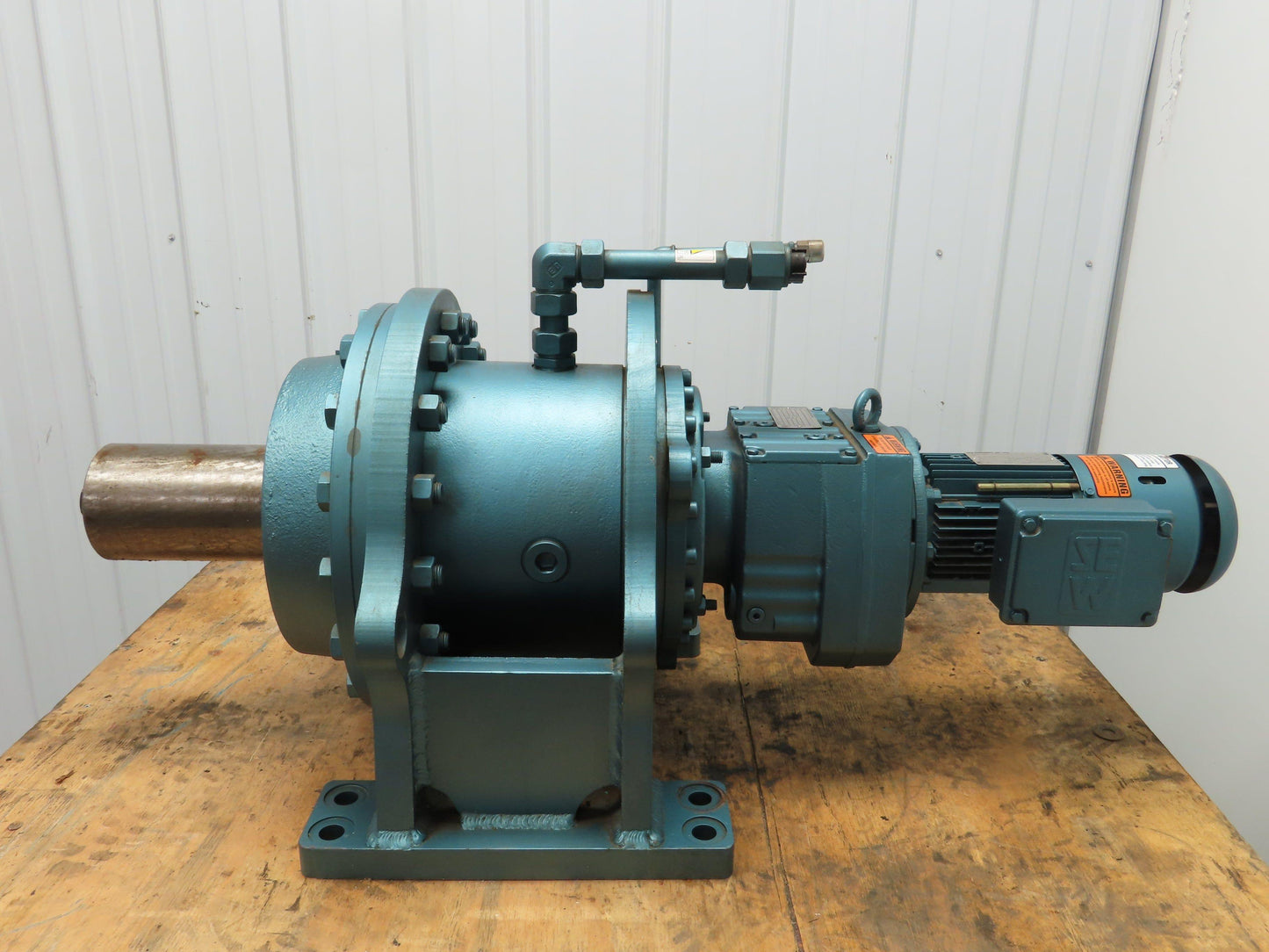Sew-Eurodrive RF77/DFT80 Inline Gear Drive 3018:1 Reducer 460V Gearmotor 0.5 RPM