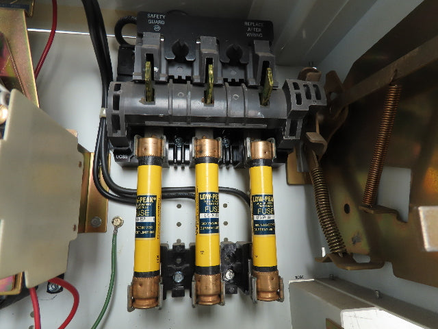 Allen Bradley 2112B-BAB-4R-6G-24-106 MCC Bucket Motor Starter 10Hp 480V 3Ph Sz 1