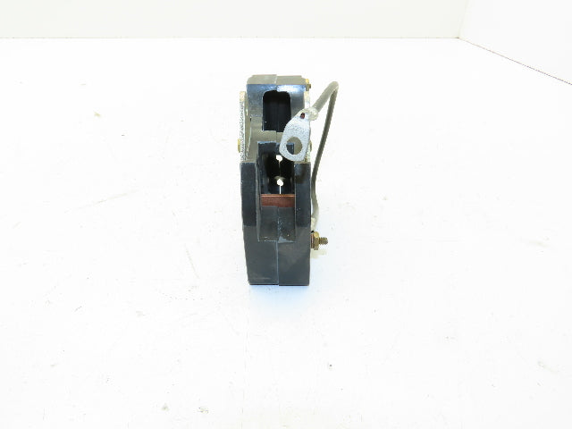 Square D 51016-221-50 Hubbell Line Arc Single Pole Contactor Arc Shield Chute