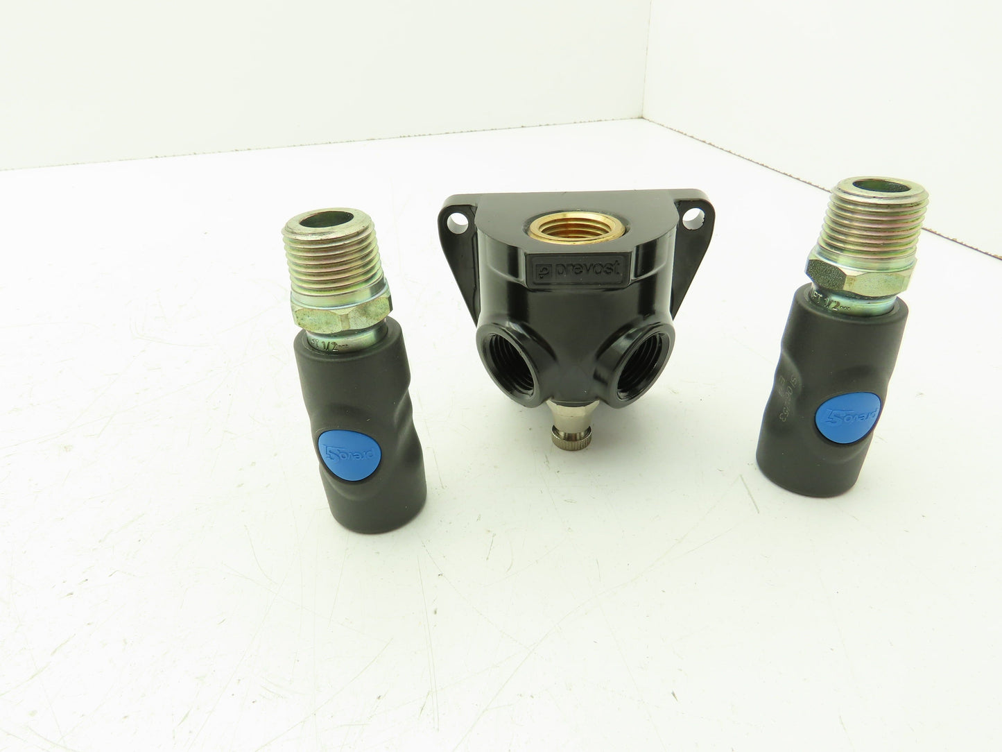 Prevost ISI 068203WK Compressed Air Manifold 1/2" FNPT Coupler Drain 1/4"