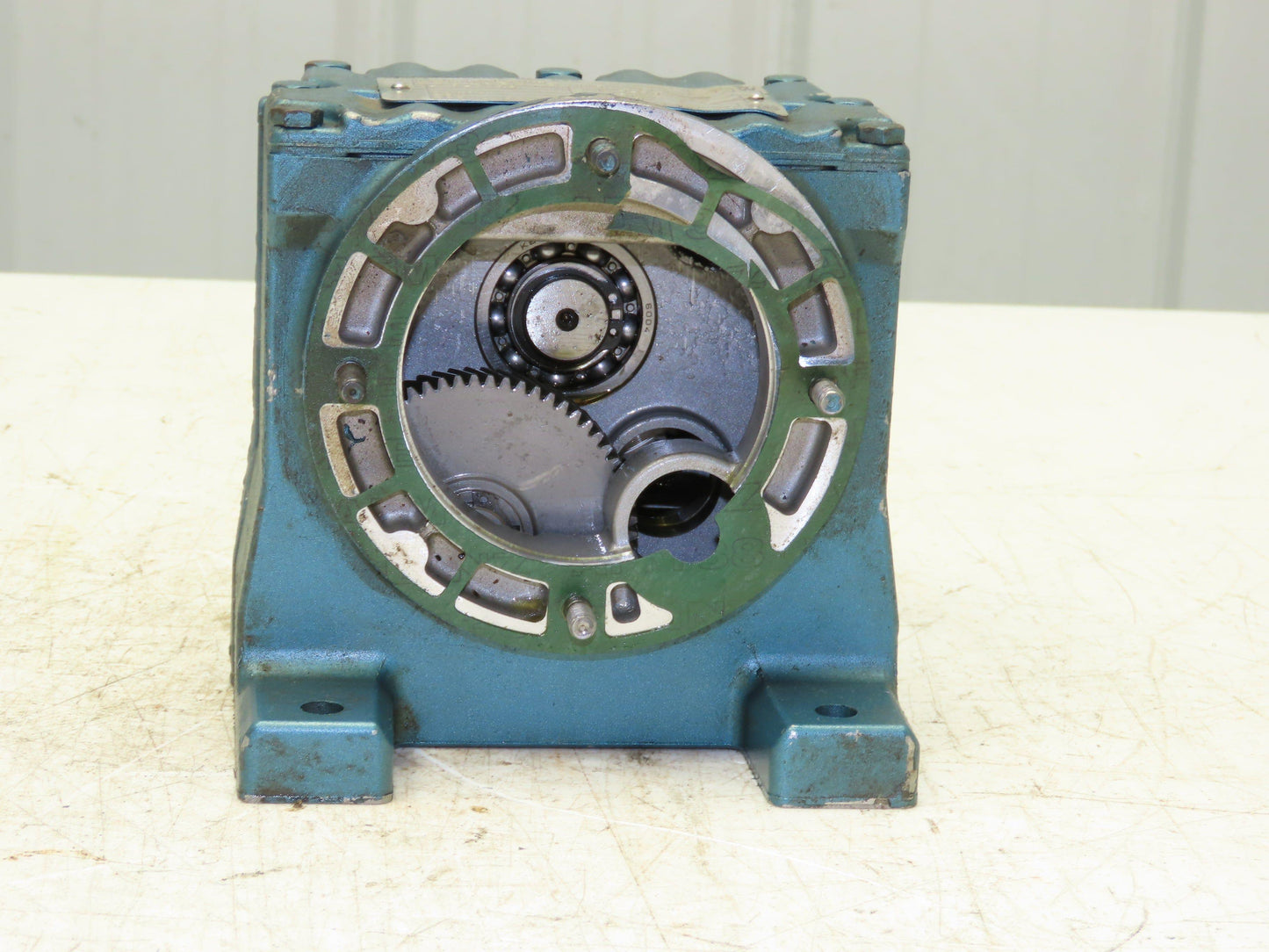 Sew-Eurodrive R27D16DT80K4 Inline Gearbox 22.3:1 Reducer 19-93 RPM 80K4 Frame