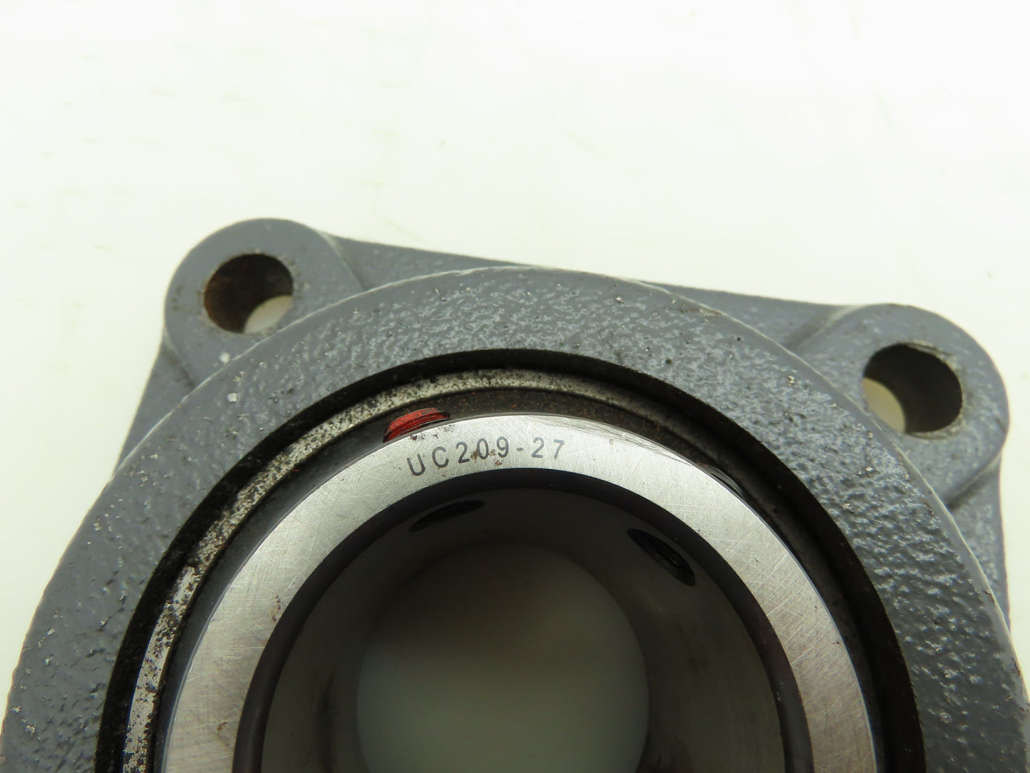 Peer F209 Bearing Flange 4 Bolt Set Screw Collar With Locking Insert Bearing