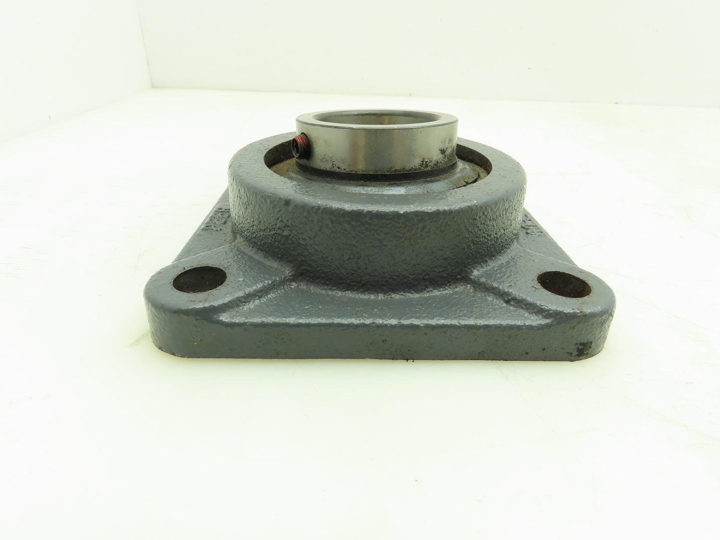 Peer F209 Bearing Flange 4 Bolt Set Screw Collar With Locking Insert Bearing