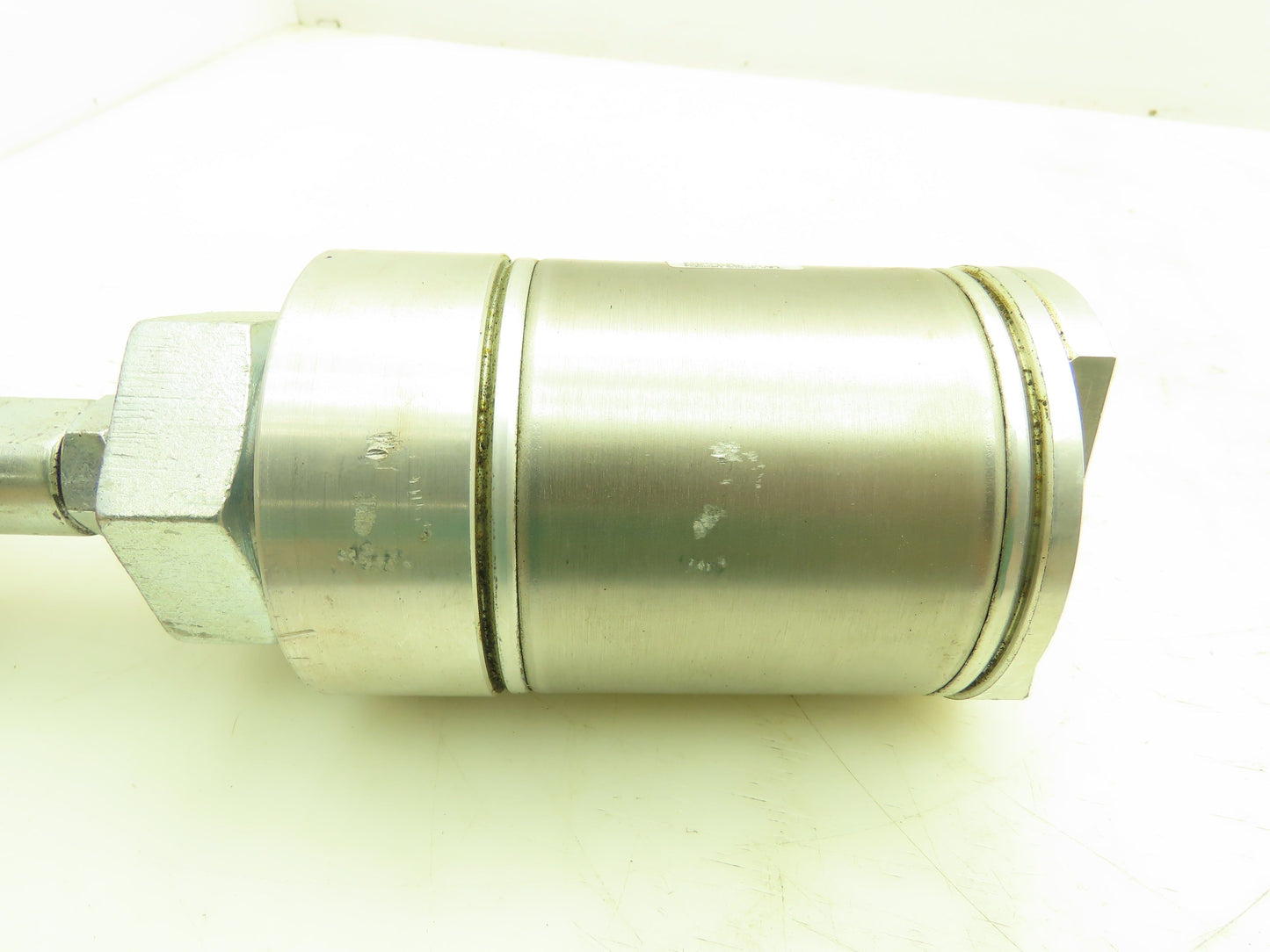 Parker 847813-0001-2017 Round Body Pneumatic Cylinder 1" Bore 3" Stroke 250 PSI