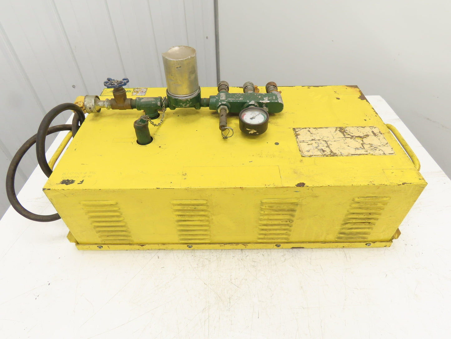 Rhine Air Respiratory Confined Breathing Air Pump Sandblaster