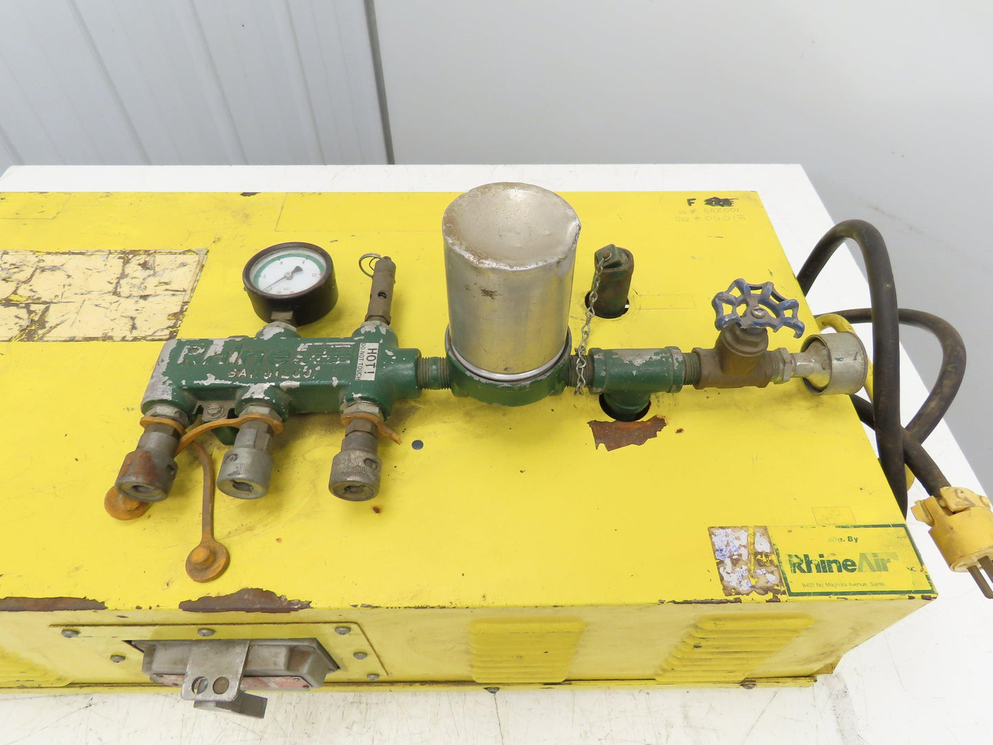 Rhine Air Respiratory Confined Breathing Air Pump Sandblaster