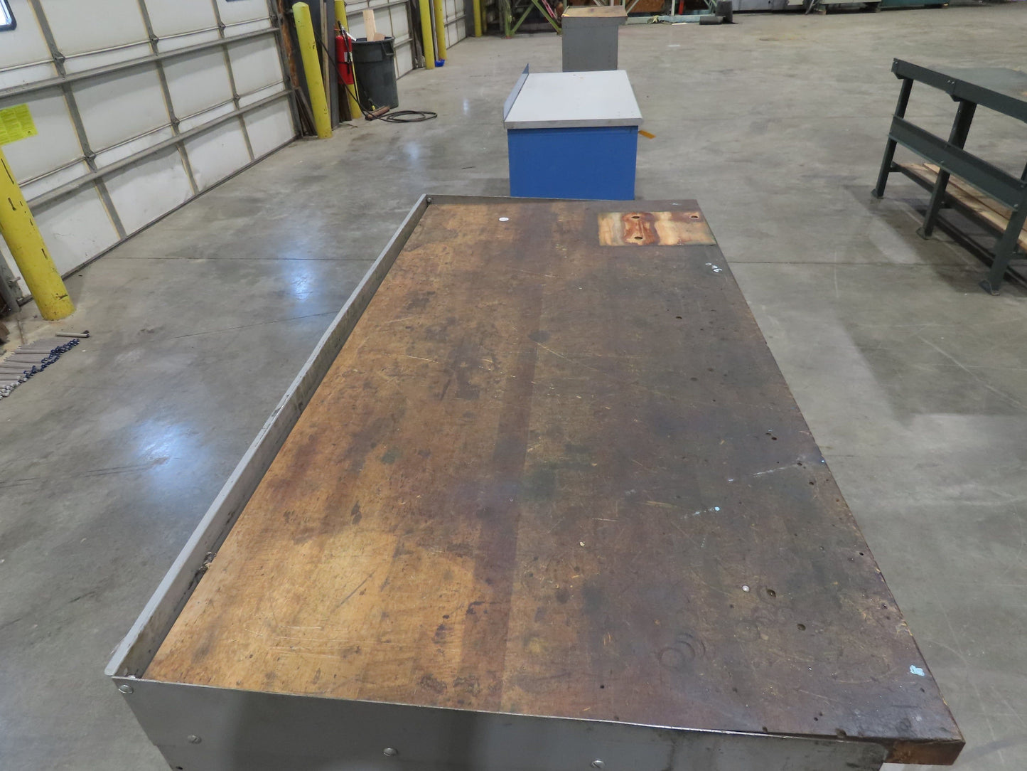 Industrial Butcher Block Top Workbench 2-Door Cabinet Workstation 60"W 30"D 36"H