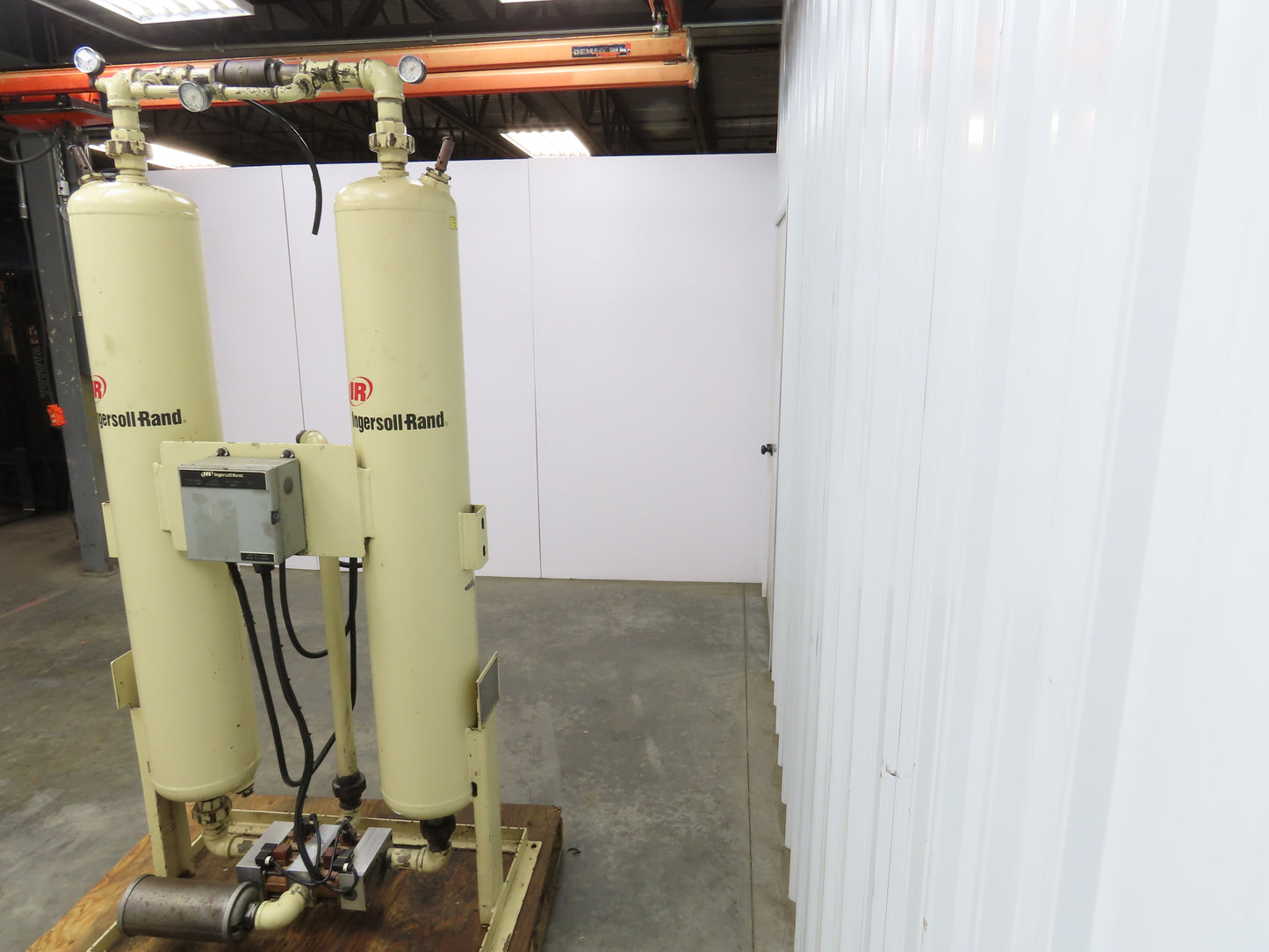 Ingersoll Rand TZ220 Thermo Zorb Heatless Regenerative Air Dryer 220 CFM TZ Type