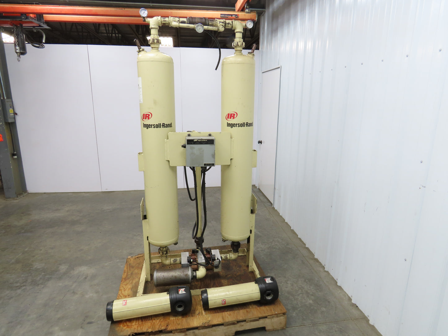 Ingersoll Rand TZ220 Thermo Zorb Heatless Regenerative Air Dryer 220 CFM TZ Type