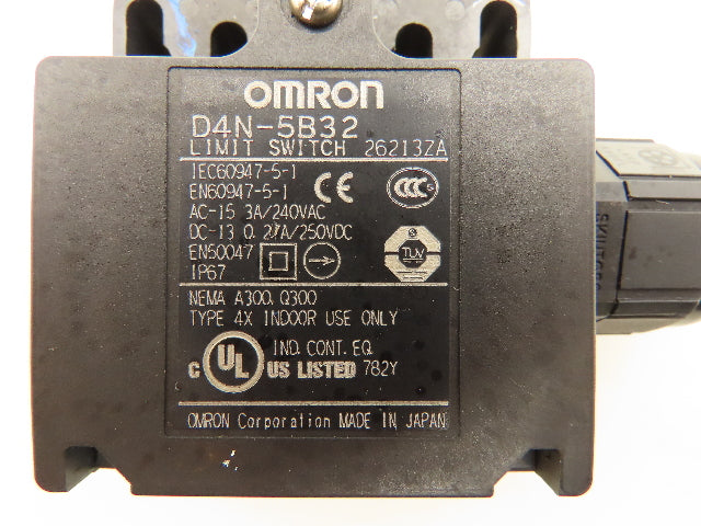 OMRON D4N-5B32 Safety Limit Switch AC 240VAC DC 250VDC 27A Lot Of 2