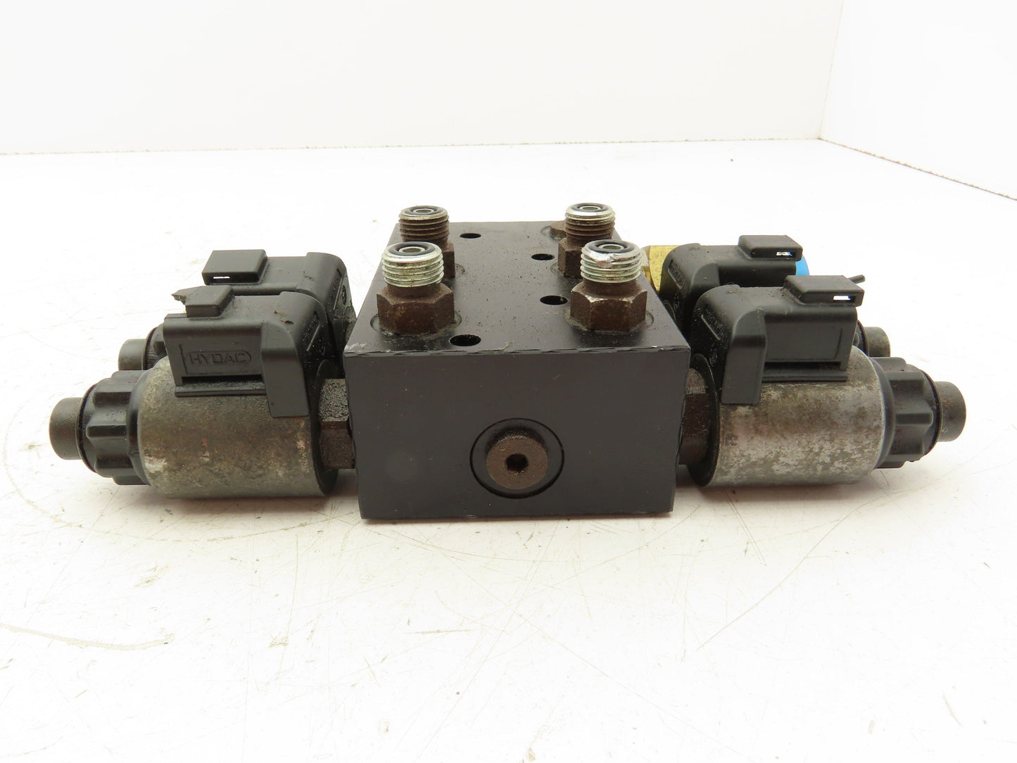 Lippert 12V 4-Point Flow Divider Manifold for RV Leveling Hydraulic Power Unit