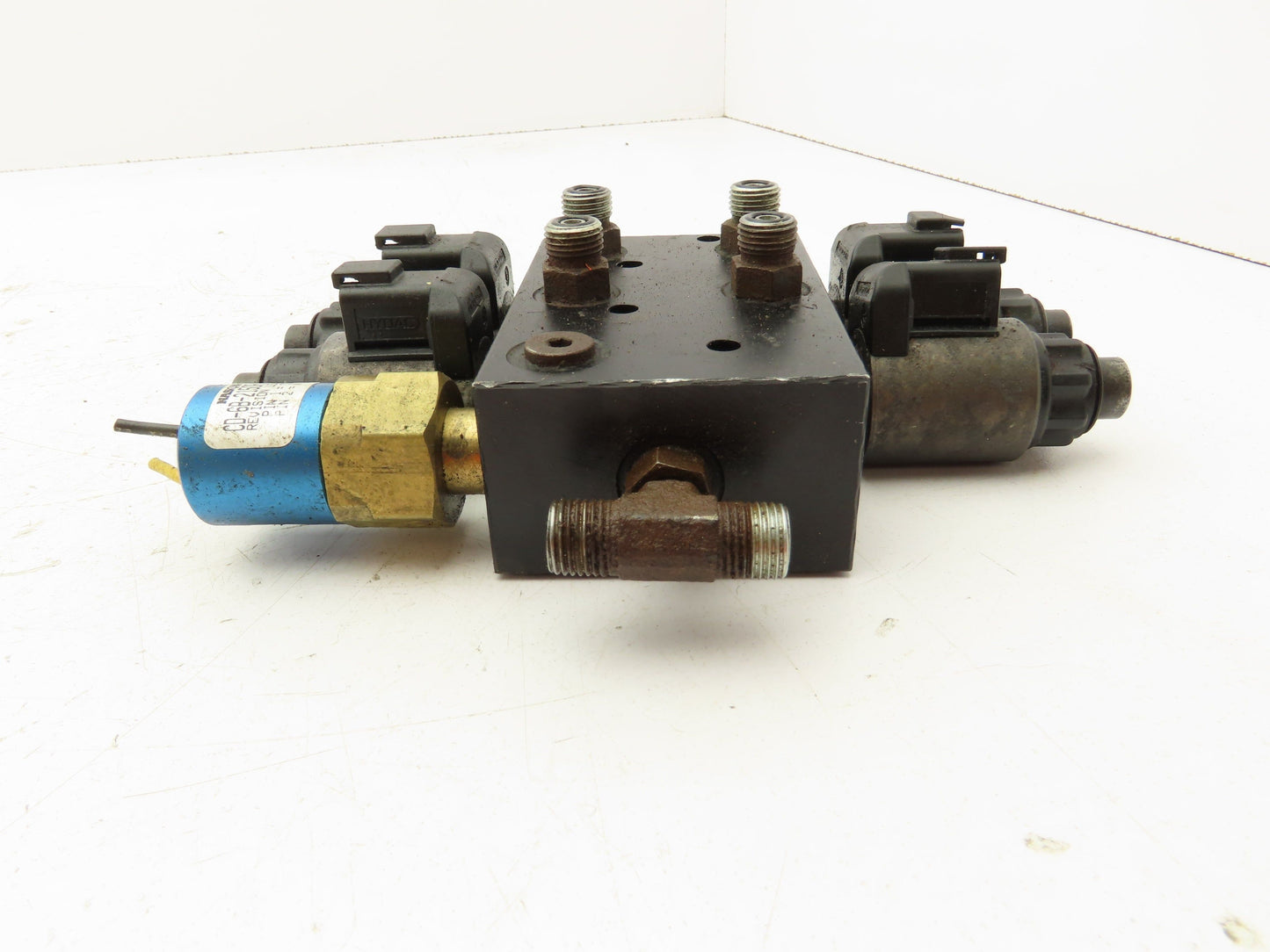 Lippert 12V 4-Point Flow Divider Manifold for RV Leveling Hydraulic Power Unit