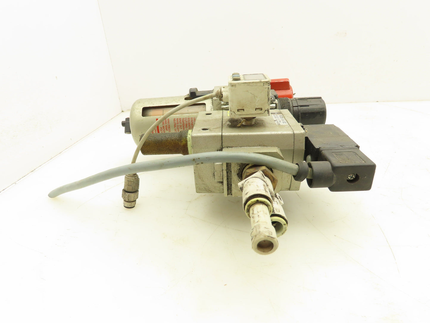 SMC AW40-04 Pneumatic Air Treatment Soft Start Valve And Lock Out Hand Valve