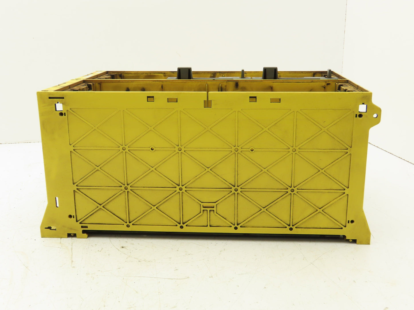 Fanuc A05B-2500-C002 Four Slot R-J3 Backplane W/Base Board