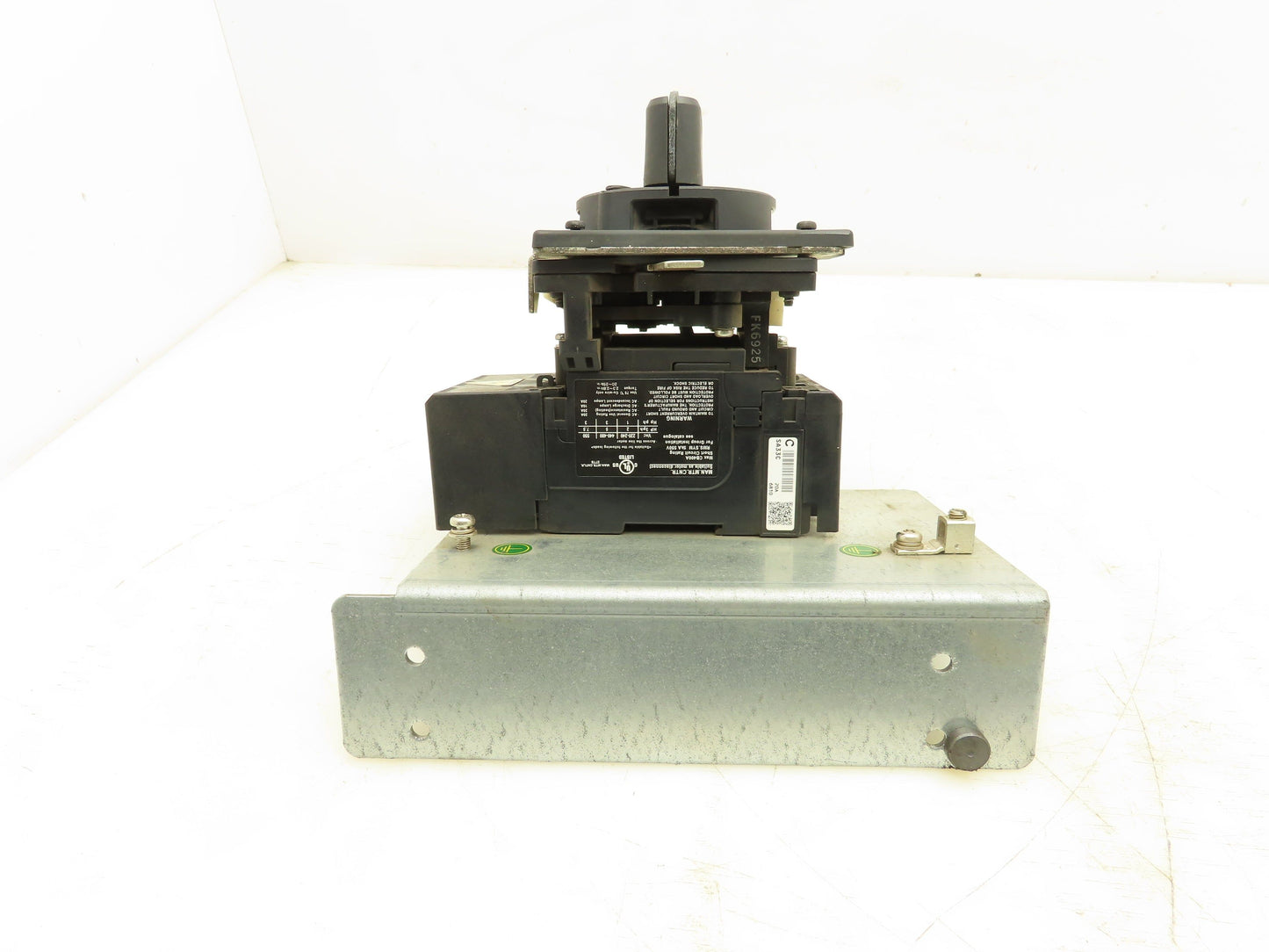 Fuji Electric SA33C Circuit Breaker W/Rotary Disconnect Switch 20A 3 Pole