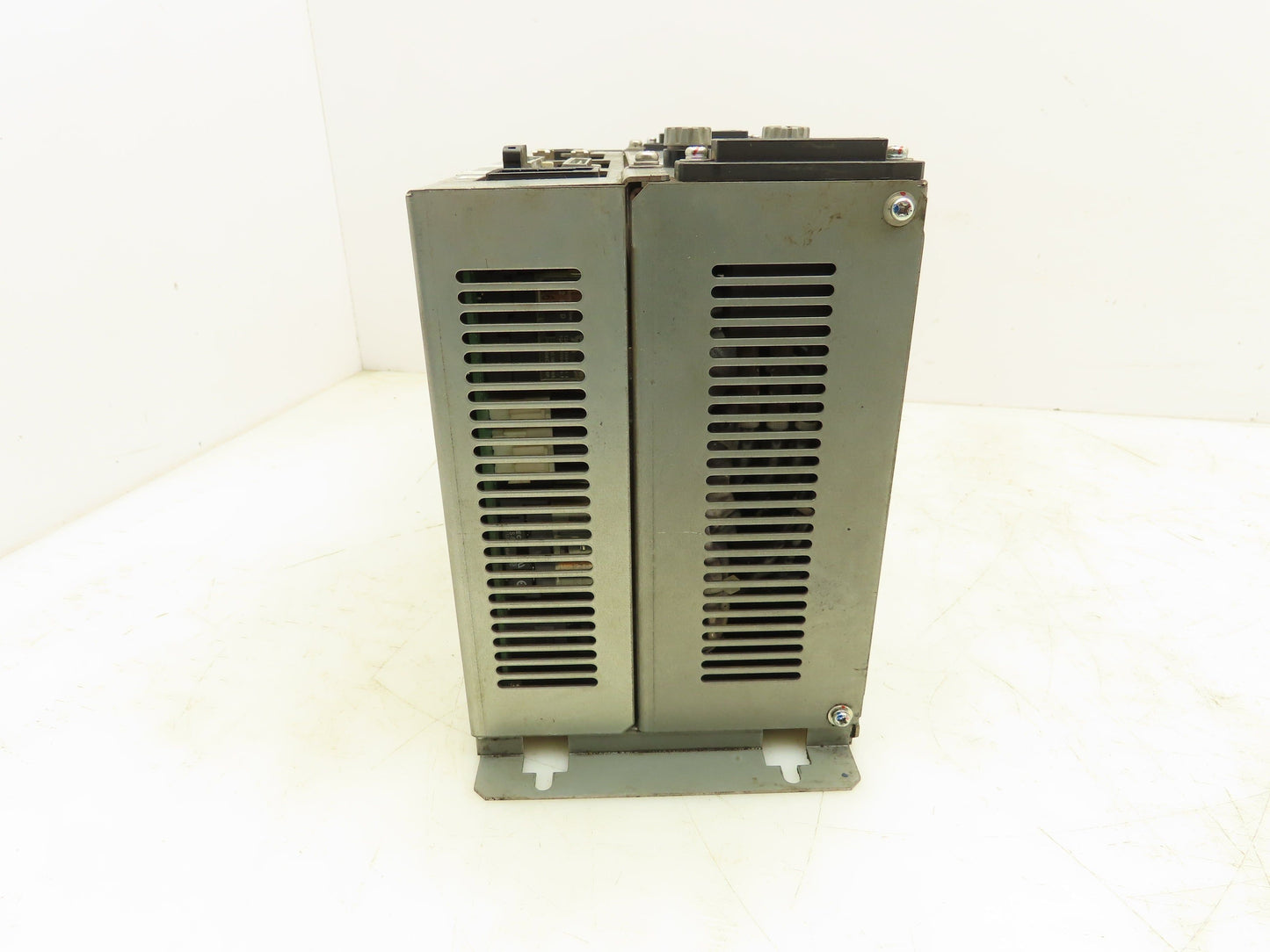 Yaskawa JZRCR-NTU01E-2 Motoman Robot Power Supply Module