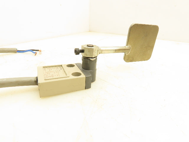 Omron D4C-1620 Limit Switch 250V Lot Of 4