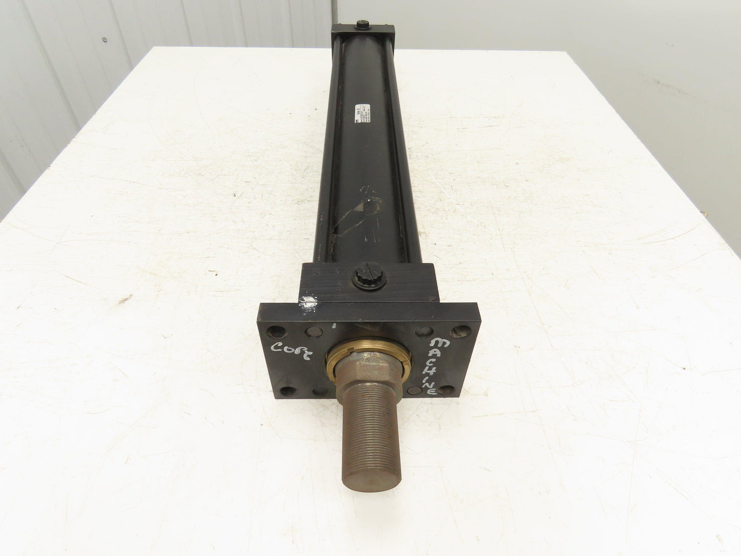 Parker Series 2H Hydraulic Cylinder 4" Bore 24" Stroke 1300 PSI Flange Mount