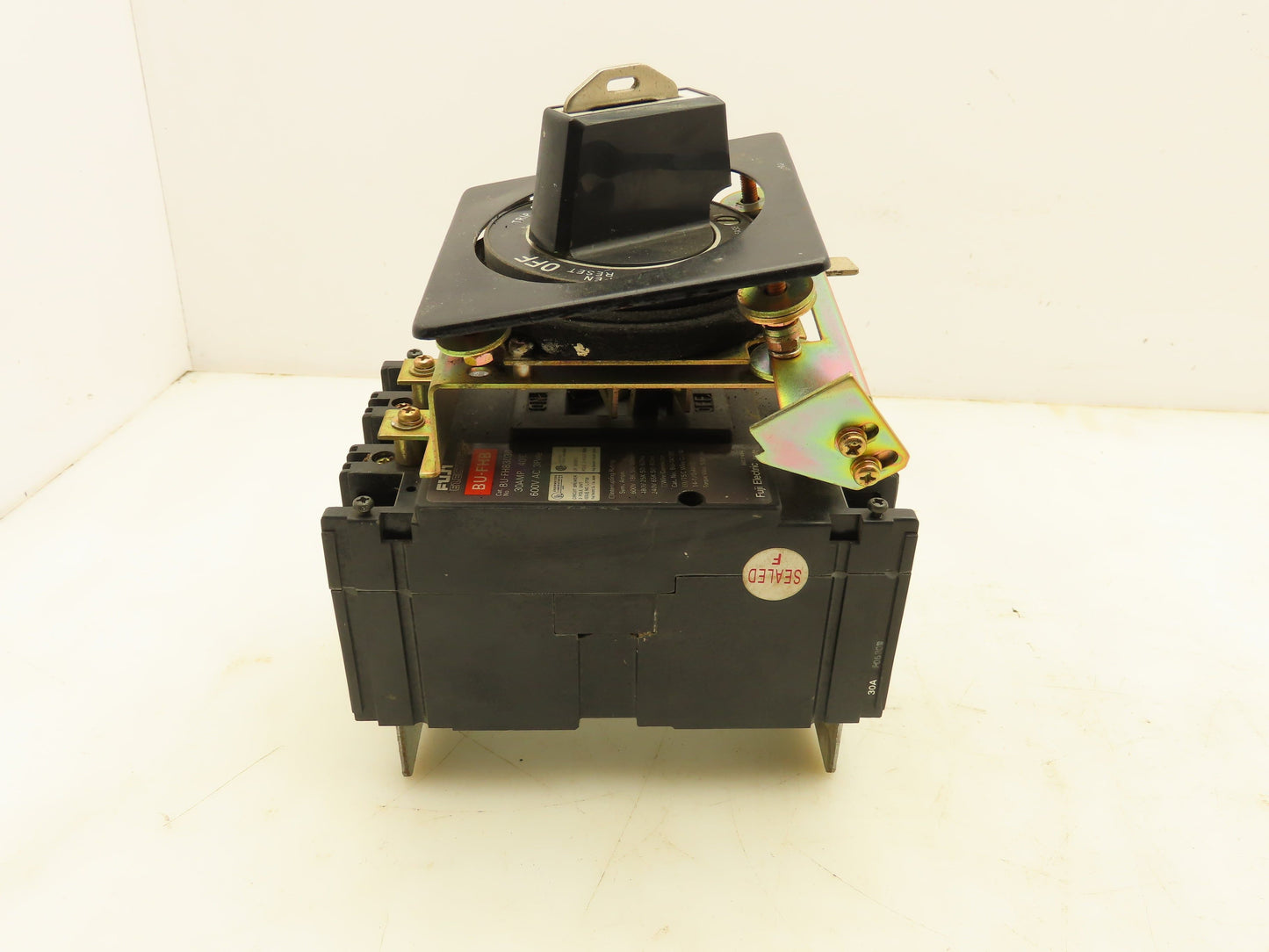 Fuji Electric BU-FHB3030 Circuit Breaker W Disconnect Switch 30A 600VAC 3 Pole