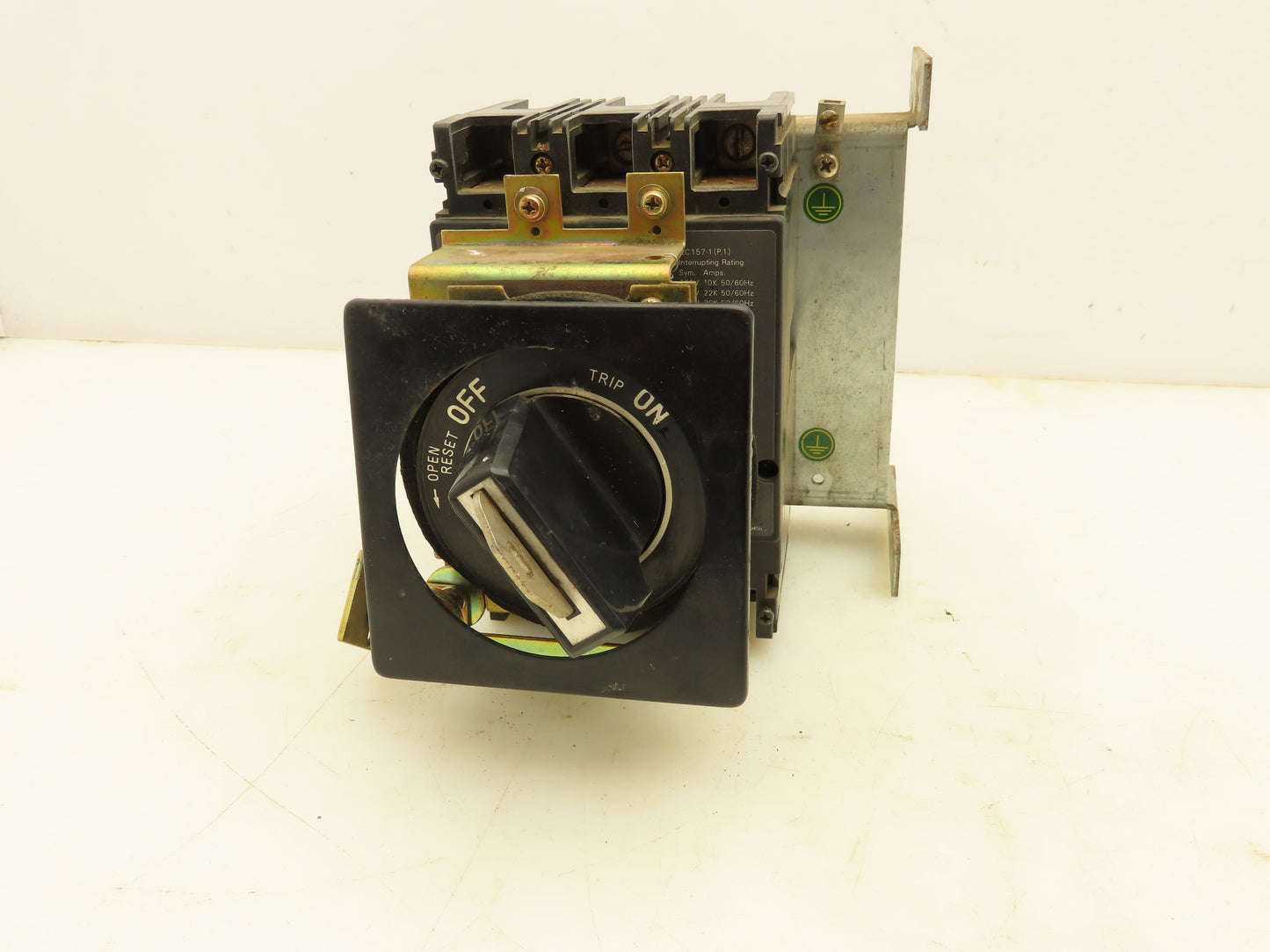 Fuji Electric BU-FHB3030 Circuit Breaker W Disconnect Switch 30A 600VAC 3 Pole