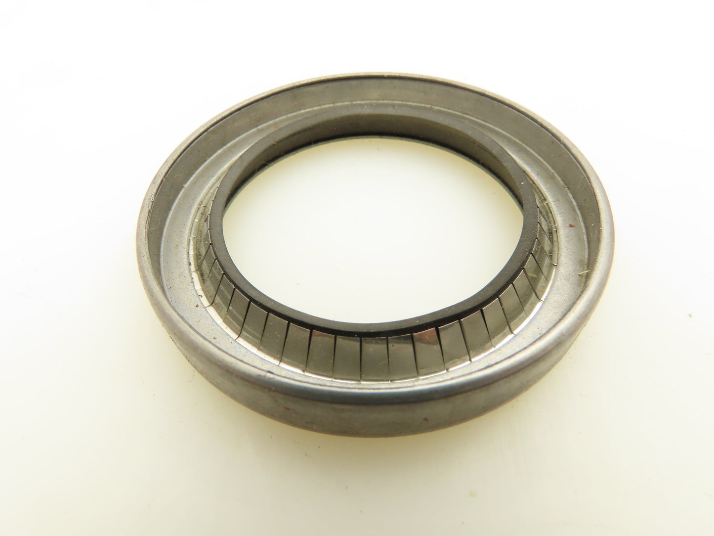Timken 21158-0904 Garlock Oil Seal 1-3/4" ID 2-1/2" OD Lot of 4