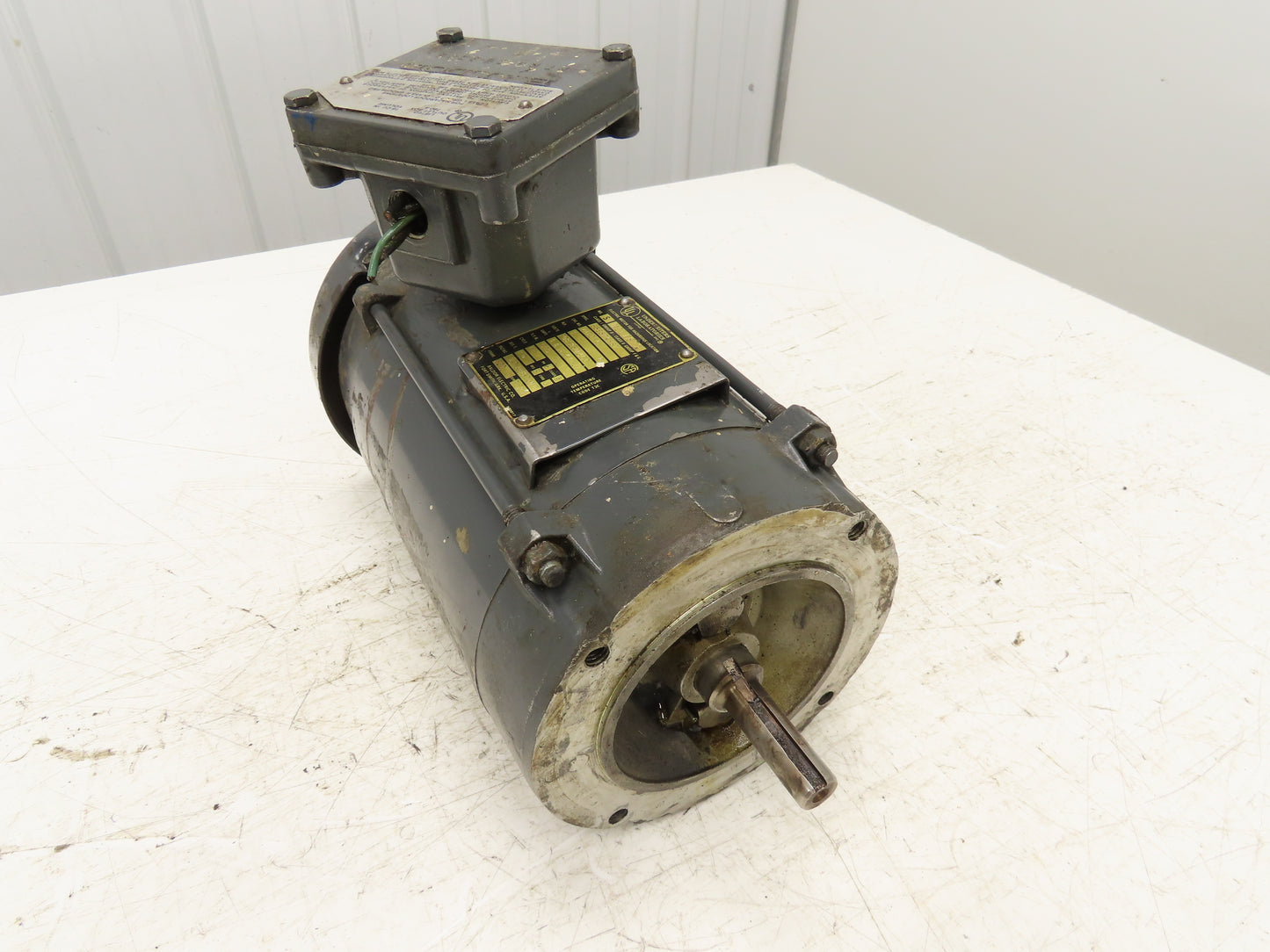 Baldor VM7014 AC Motor 1Hp 1725 RPM 208-230/460V 3PH 56C Hazardous Location
