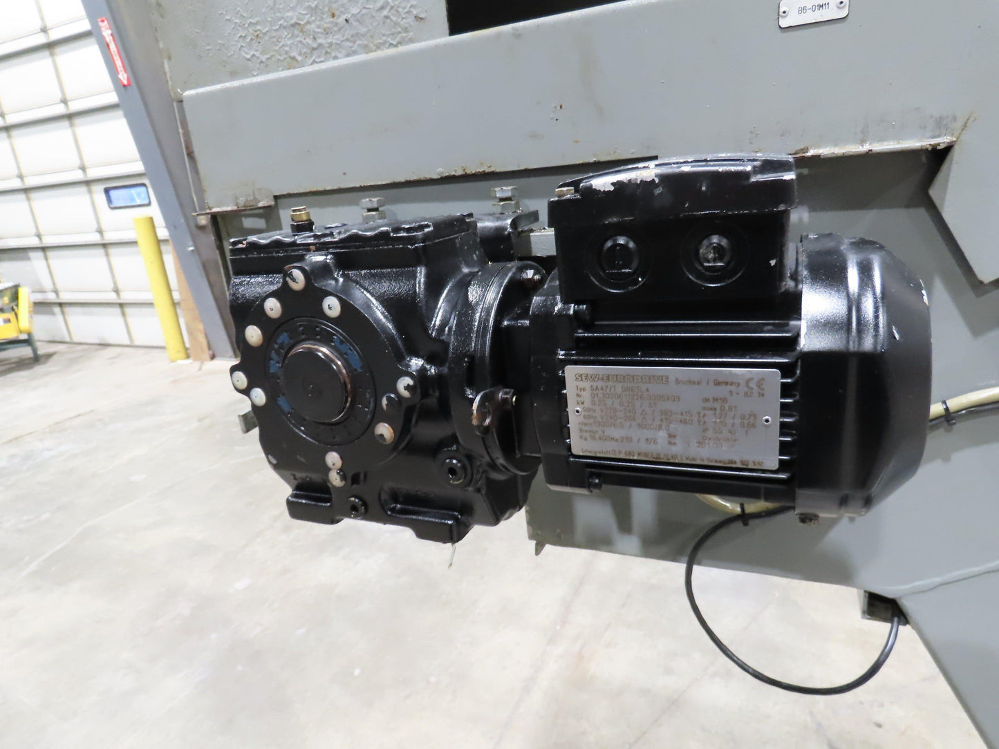 BMF SPE 63/30-250 CNC Chip Conveyor with Coolant Tank Pump Filtration 460V 10FPM