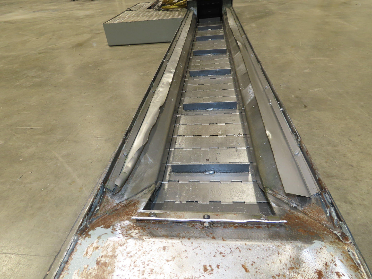 BMF SPE 63/30-250 CNC Chip Conveyor with Coolant Tank Pump Filtration 460V 10FPM