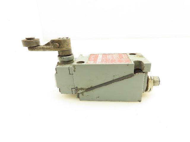 Allen Bradley 802T-ATPD Oil Tight Limit Switch Roller Arm Spring Return 600V 10A