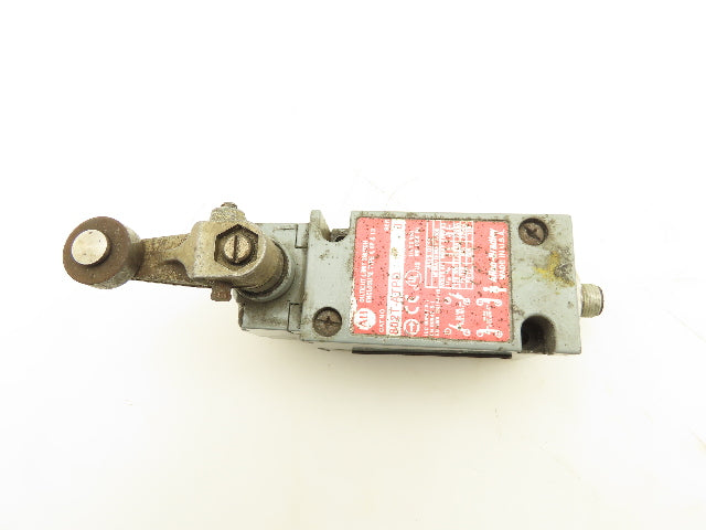 Allen Bradley 802T-ATPD Oil Tight Limit Switch Roller Arm Spring Return 600V 10A