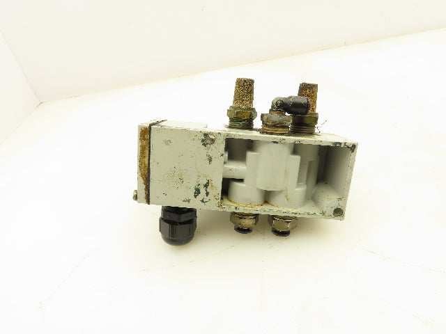 Numatics 122BA4Z2MN00061 Pneumatic 4/2 Solenoid Valve w/Manifold 24VDC Lot of 2