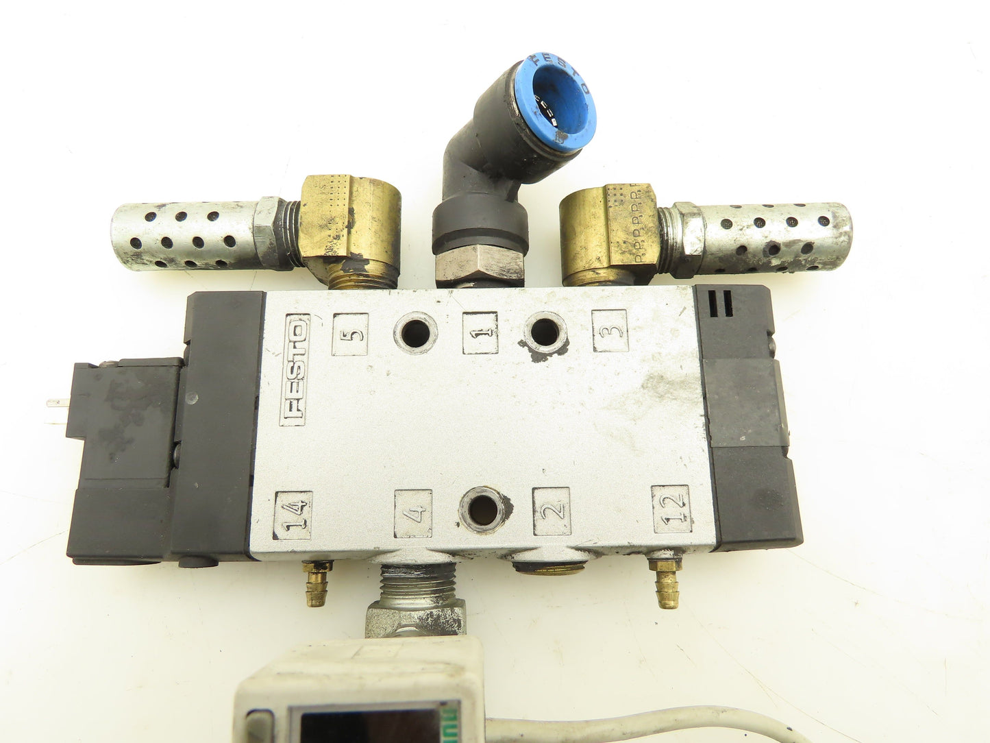 Festo CPE24-M1H-5LS-3/8 Pneumatic Solenoid Valve 24VDC 3/2 Way