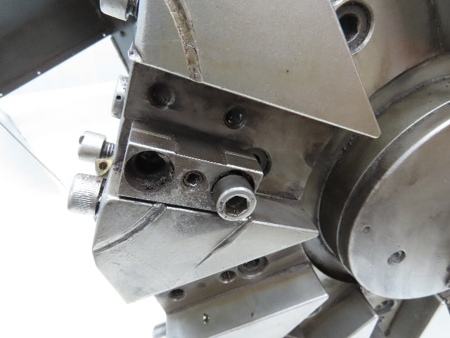Okuma LU-25 Horizontal CNC Lathe 10-Position Turret Tool Changer