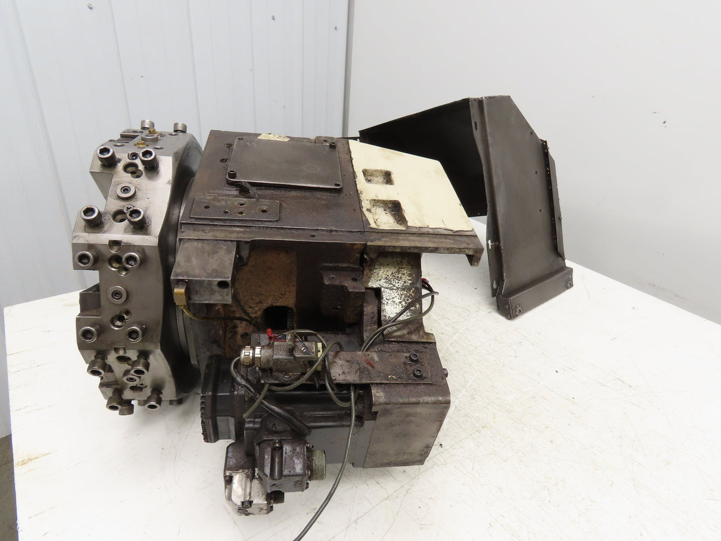 Okuma LU-25 Horizontal CNC Lathe 10-Position Turret Tool Changer