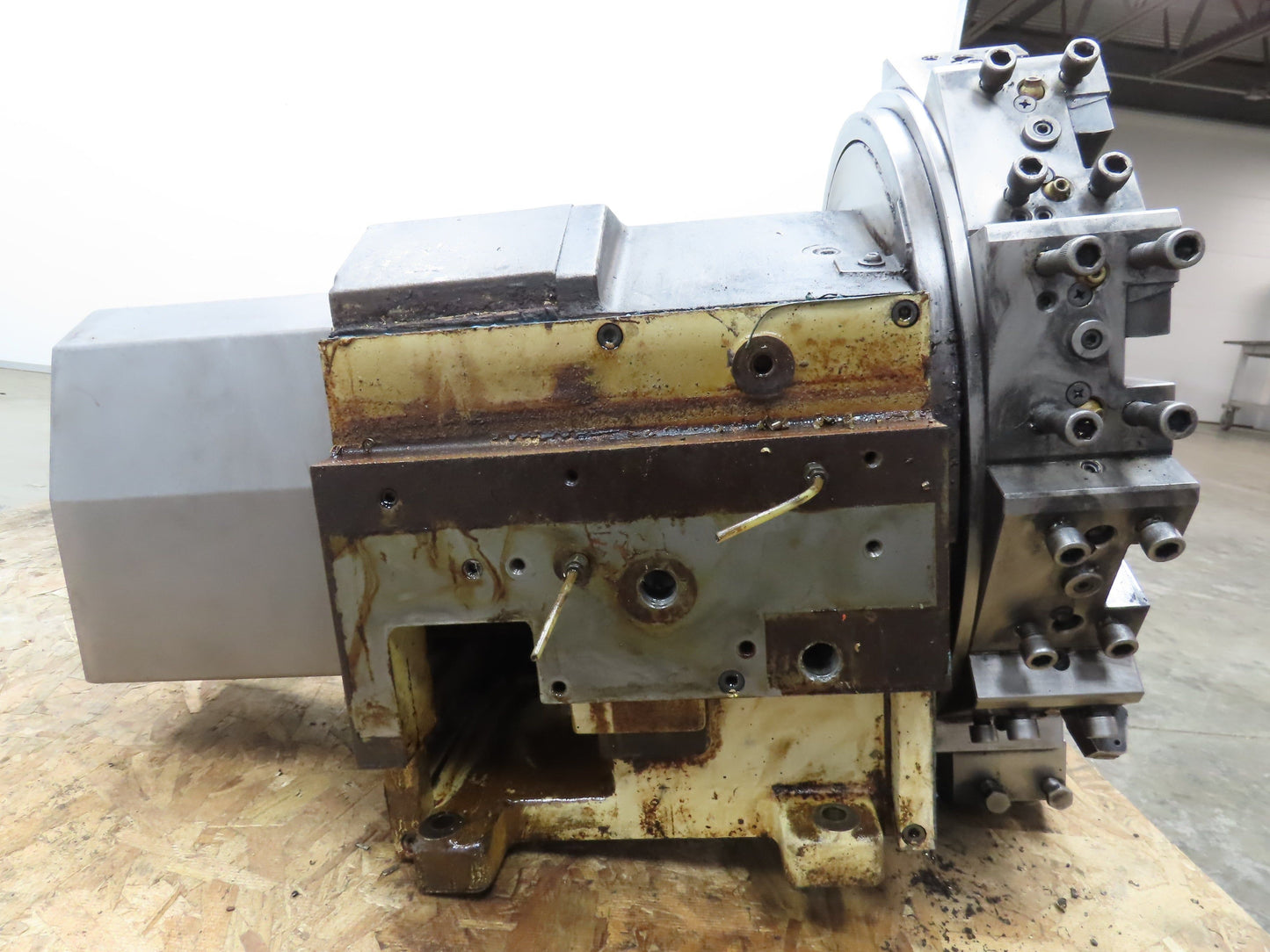 Okuma LU25 CNC Lathe 12-Position Turret Tool Changer Servo Motor BL MC140J-30T