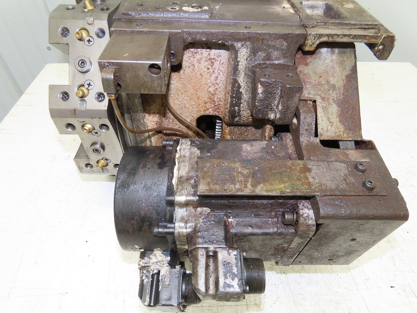 Okuma LU-15 CNC Lathe 8-Position Turret Tool Changer Servo Motor BL-MC50E-20T