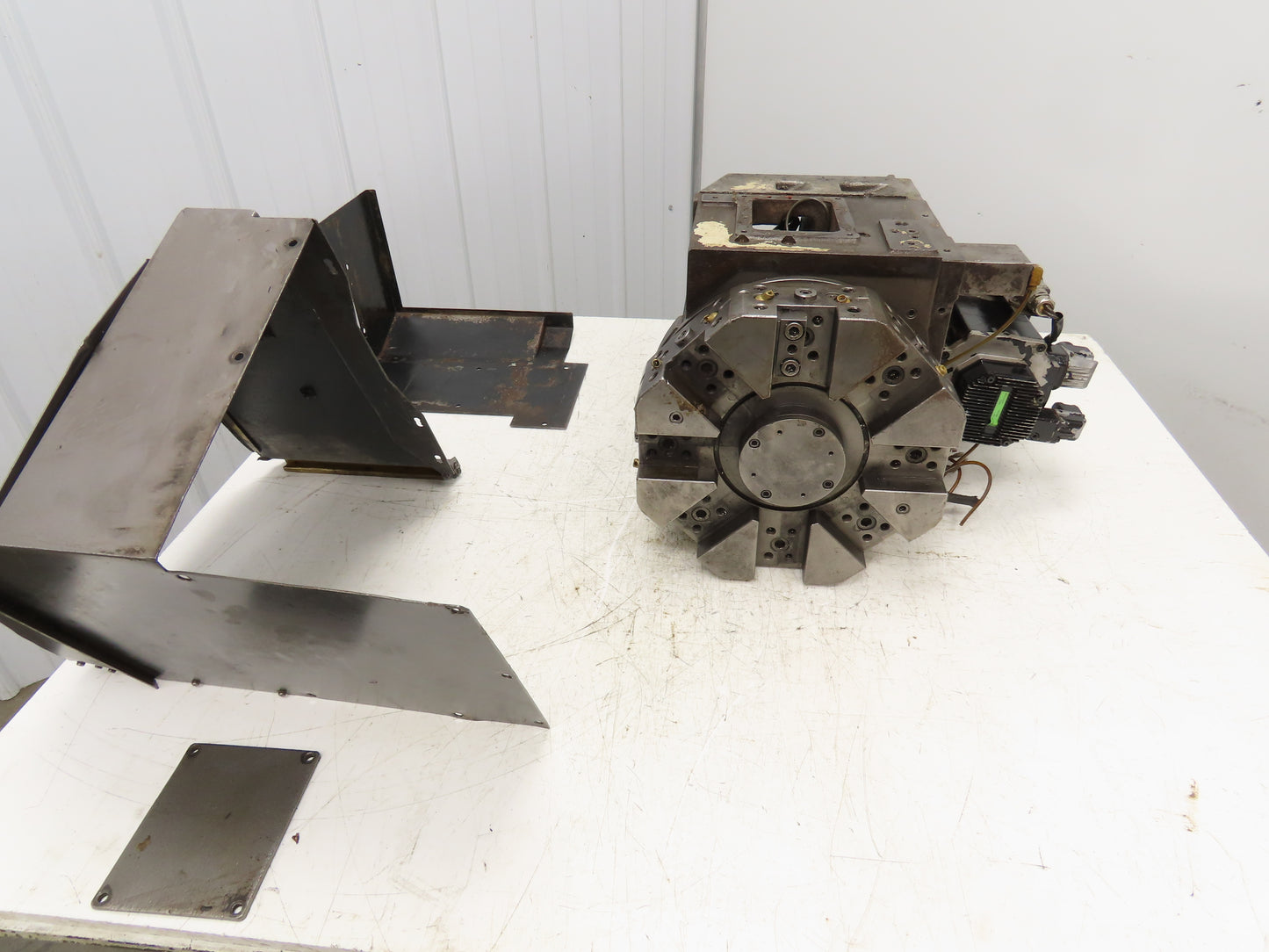 Okuma LU-15 CNC Lathe 8-Position Turret Tool Changer Servo Motor BL-MC50J-20T