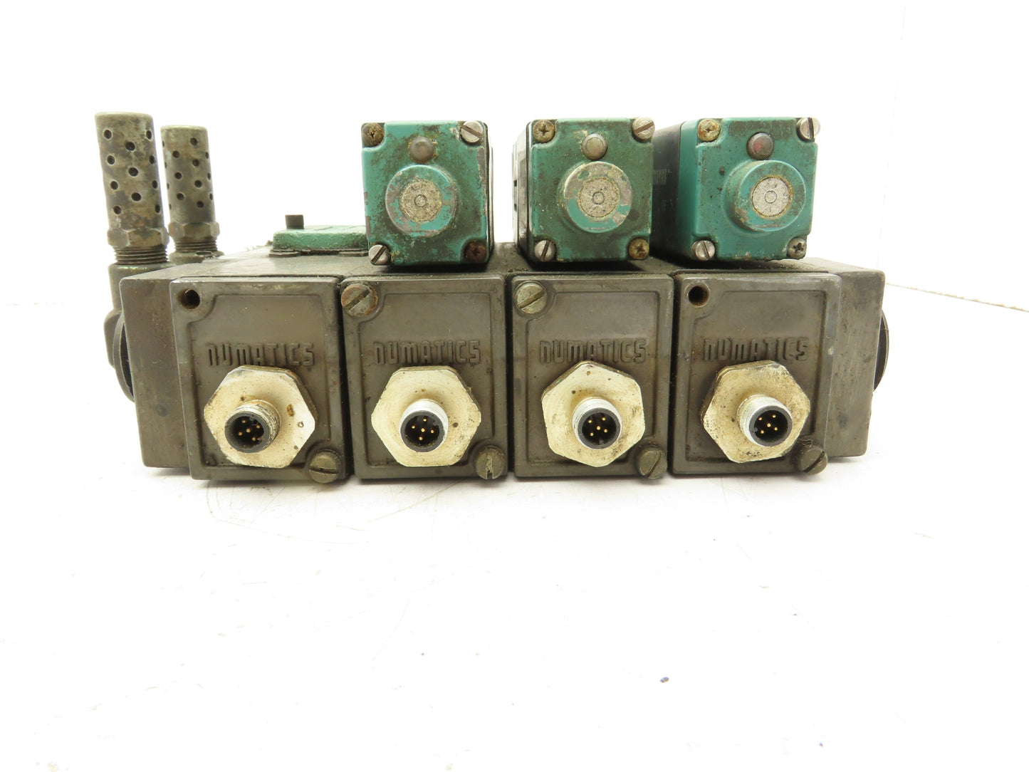 Numatics 081SS600M000061 4-Station Flexiblok Manifold 24VDC Solenoid Valves