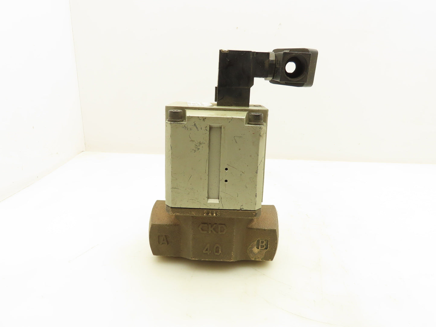 CKD NSB1A-40A-03RS Solenoid Coolant Valve 24VDC 1-1/2 NPT