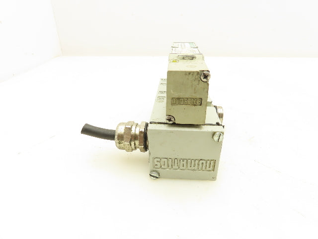 Numatics 122BA4Z2ML00061 Pneumatic Solenoid Valve w/Manifold Base 24VDC