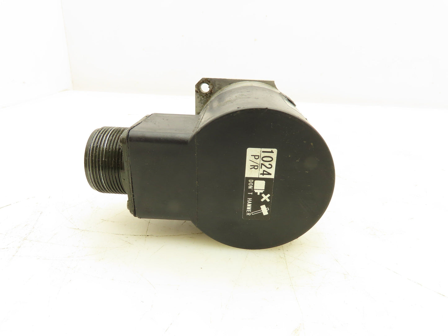 Koyo TRDA-2AS1024V-7083 Rotary Encoder Broken Mount