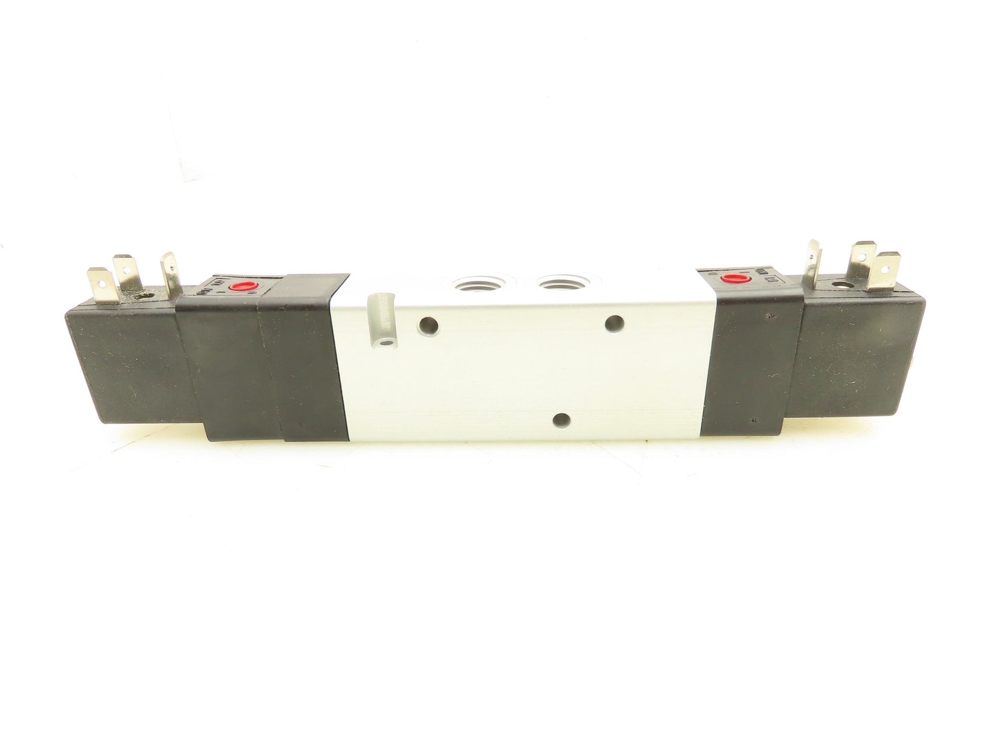 Norgren V61R711AA313JH Pneumatic Double Solenoid Valve 5/3 Pos 1/4" NPT 24VDC